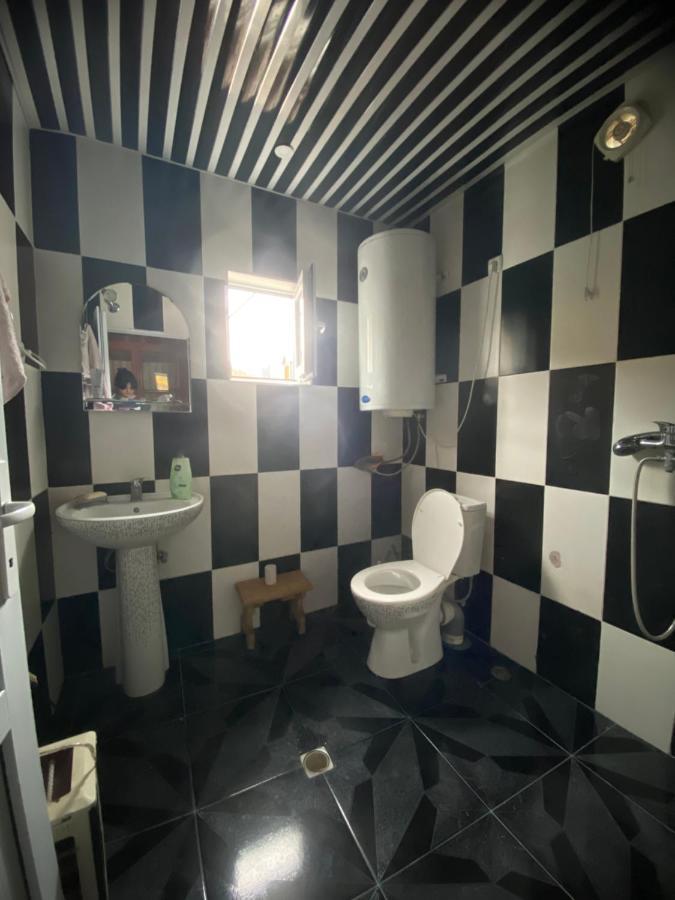 Guesthouse Ailama Ushguli Exteriör bild